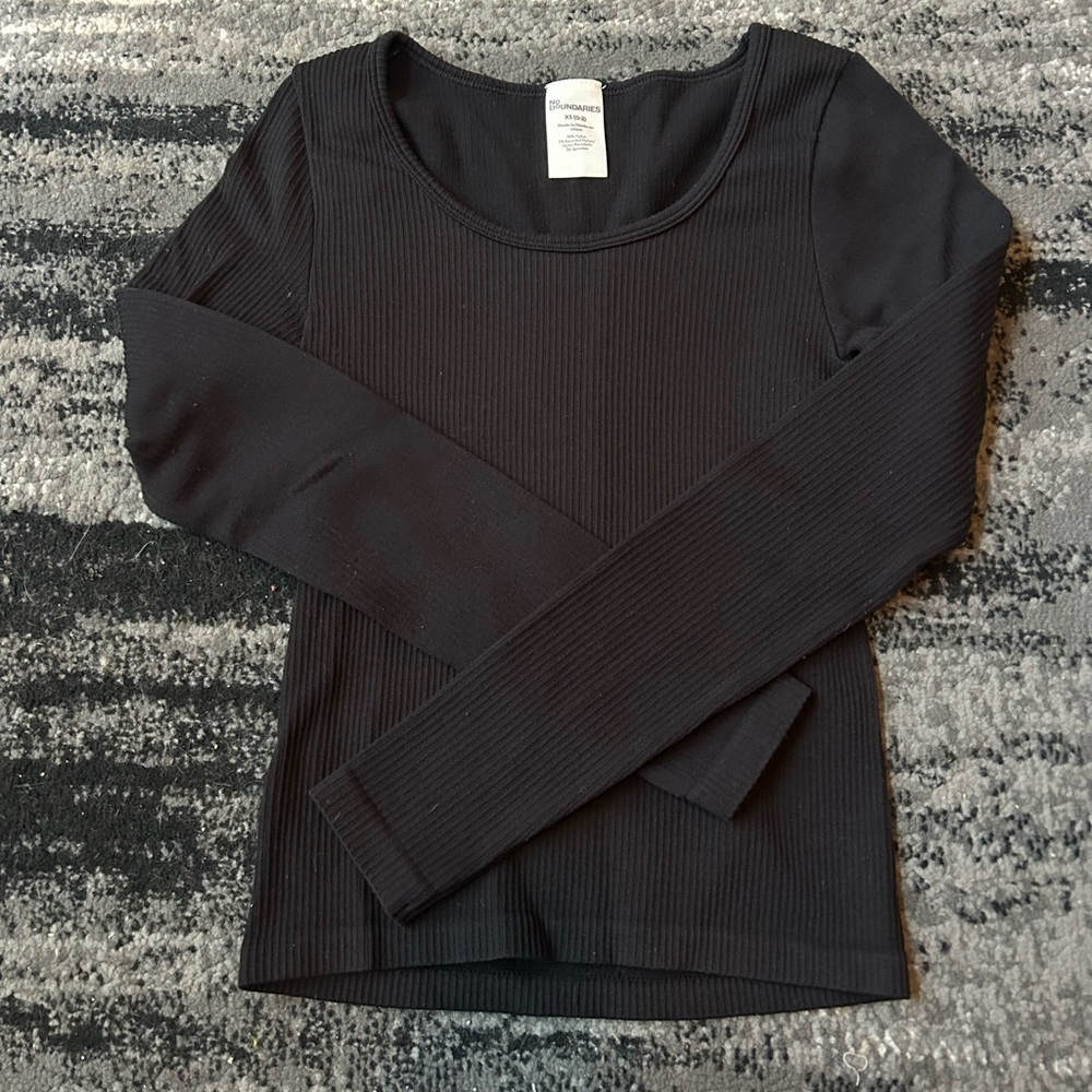 NO BOUNDARIES Thick Ribbed Stretchy Long Sleeve Fitted Top
